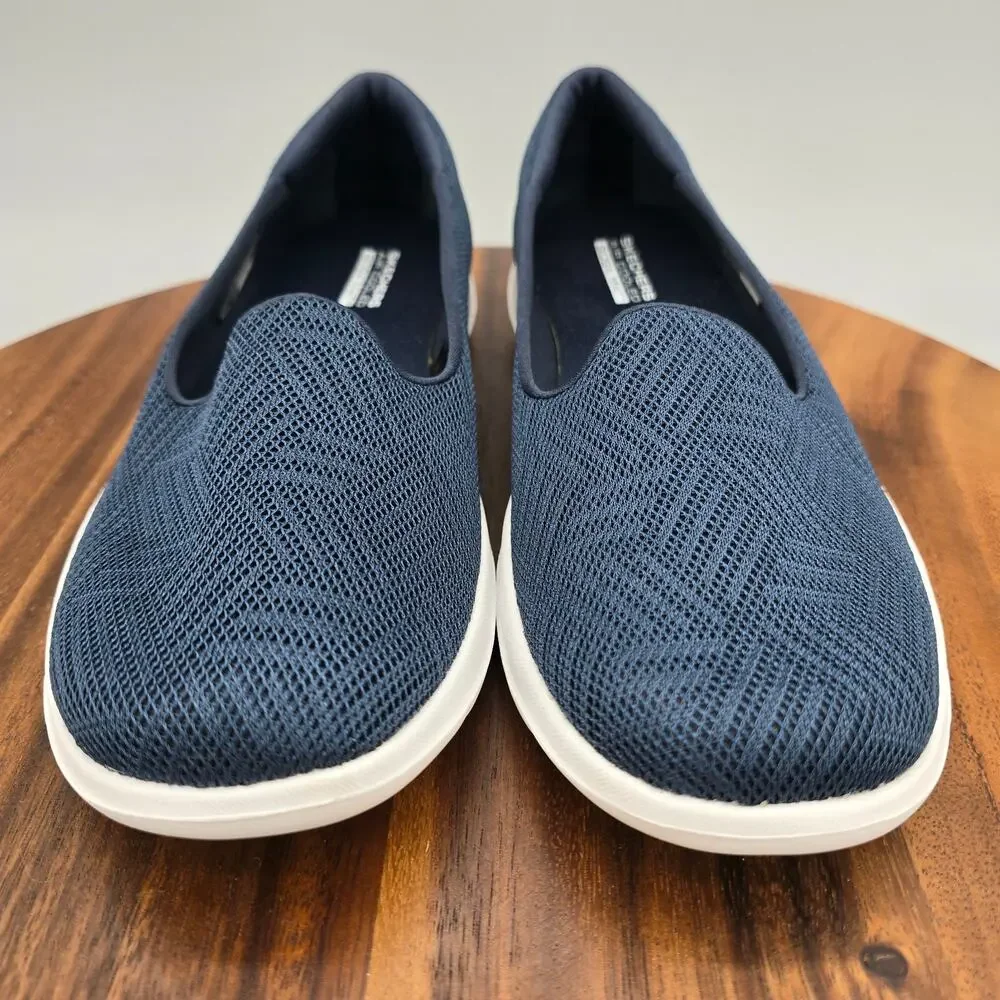 Skechers Go Walk Lite Shoes Women's 7.5 Navy Blue White Slip On Walking Sneakers - Picture 1 of 7